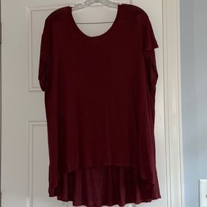 Maroon short sleeve shirt